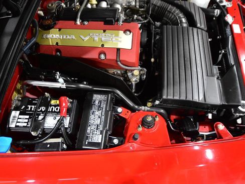 Used 2004 Honda S2000 image 46