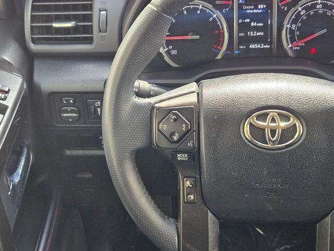 Used 2022 Toyota 4Runner TRD Off-Road image 22