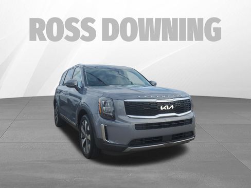 Used 2022 Kia Telluride EX w/ EX Premium Package image 3