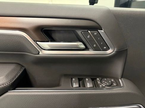 New 2026 GMC Sierra 2500 Denali w/ Denali Reserve Package image 14