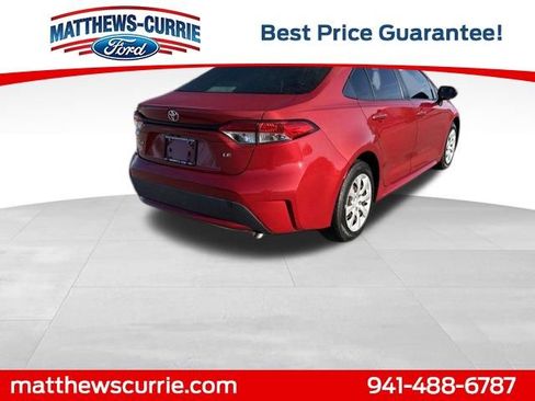 Used 2020 Toyota Corolla LE FWD image 4