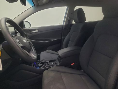 Used 2021 Hyundai Tucson SE FWD image 17