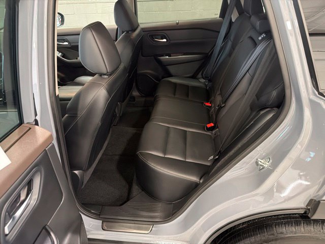 Certified 2023 Nissan Rogue SL w/ SL Premium Package AWD/4WD image 10