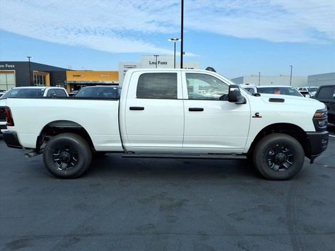 New 2026 RAM 3500 Tradesman AWD/4WD image 16