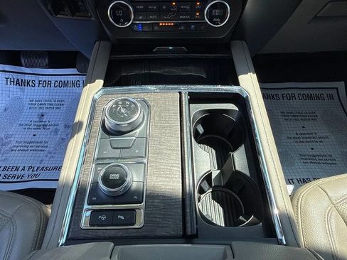 Used 2021 Ford Expedition Limited AWD/4WD image 26