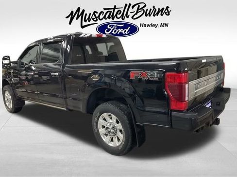 Used 2022 Ford F350 Platinum image 3