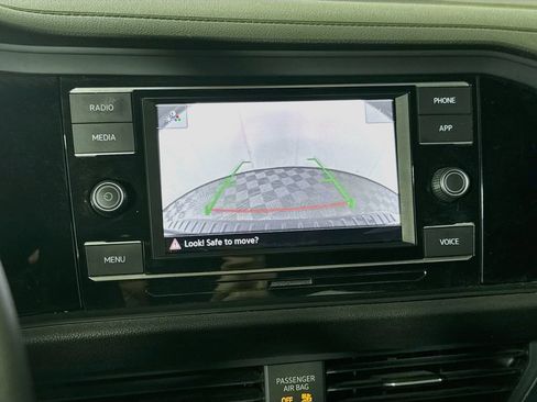 Used 2024 Volkswagen Jetta Sport FWD image 13
