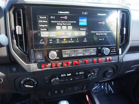 Used 2025 Nissan Frontier PRO-4X w/ Pro Convenience Package AWD/4WD image 24