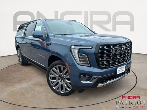 Used 2025 GMC Yukon XL Denali Ultimate AWD/4WD image 1