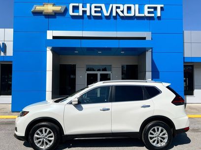 Used 2020 Nissan Rogue SV