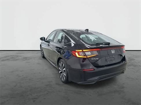Certified 2024 Honda Civic EX-L image 2