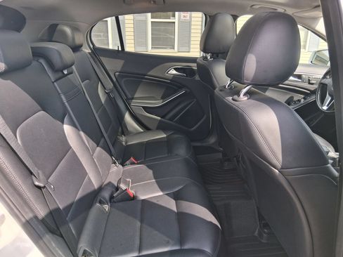 Used 2015 Mercedes-Benz GLA 250 4MATIC w/ Multimedia Package image 21