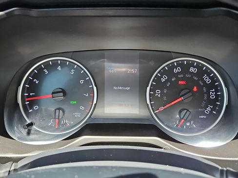 Used 2019 Toyota RAV4 XLE Premium FWD image 19