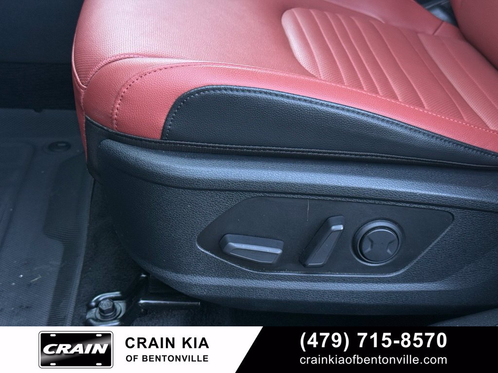 Used 2025 Kia Sportage SX FWD image 11