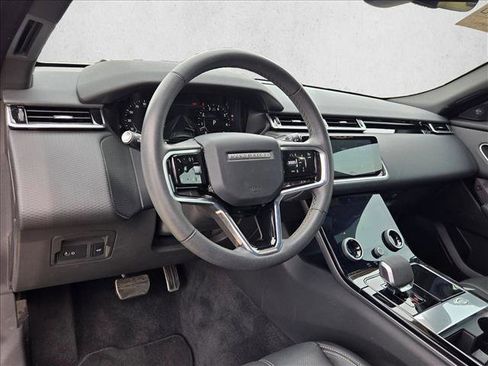 Used 2023 Land Rover Range Rover Velar R-Dynamic S image 9