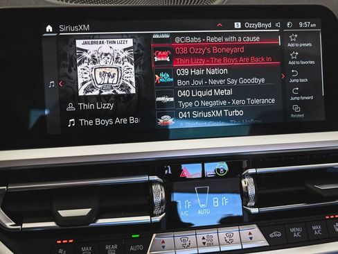 Used 2022 BMW M4 xDrive Competition image 23