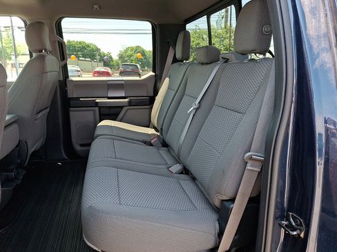 Used 2018 Ford F150 XLT w/ Equipment Group 302A Luxury AWD/4WD image 10