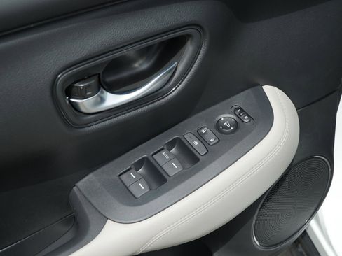 New 2026 Honda HR-V LX image 14