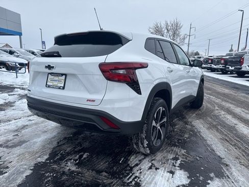 New 2026 Chevrolet Trax RS w/ Driver Confidence Package image 3