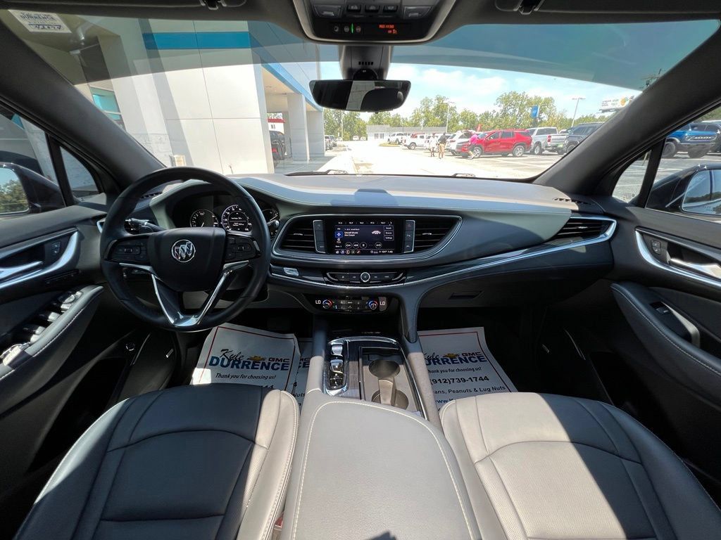 Used 2023 Buick Enclave Premium w/ Experience Buick Package FWD image 2