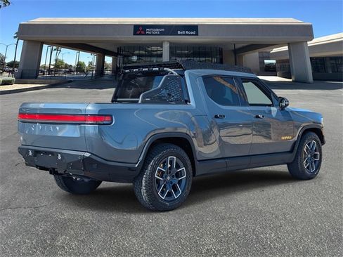 Used 2022 Rivian R1T Launch Edition image 6