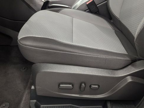 Used 2017 Ford C-MAX SE image 11