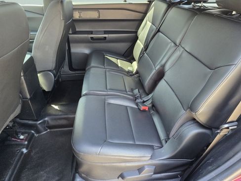 Used 2023 Ford Explorer 4WD Police Interceptor image 27