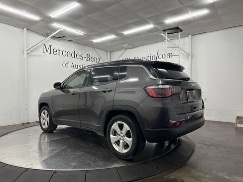 Used 2019 Jeep Compass Latitude w/ Safety & Security Group FWD image 5