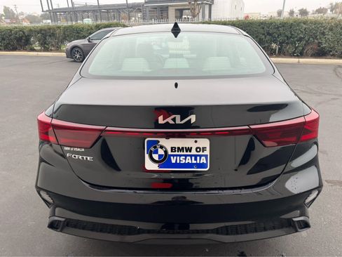 Used 2023 Kia Forte LXS image 4
