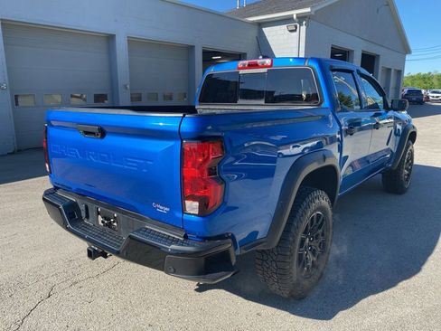 Used 2023 Chevrolet Colorado Trail Boss w/ Advanced Trailering Package AWD/4WD image 3