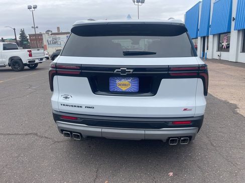 New 2026 Chevrolet Traverse Z71 w/ Enhanced Driving Package image 6