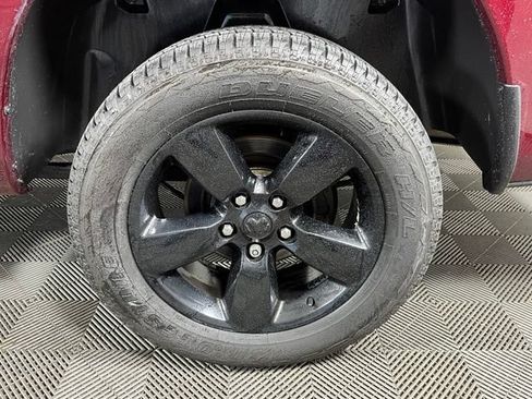 Used 2019 RAM 1500 Express w/ Express Value Package AWD/4WD image 11
