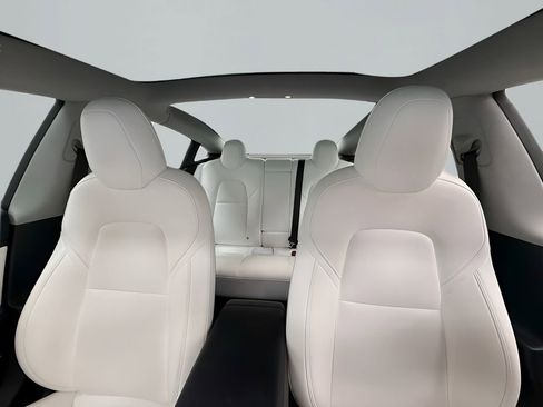 Used 2018 Tesla Model 3 Long Range image 14