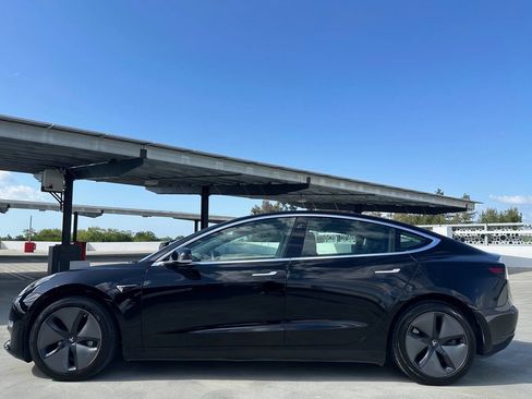 Used 2019 Tesla Model 3 Long Range AWD/4WD image 8