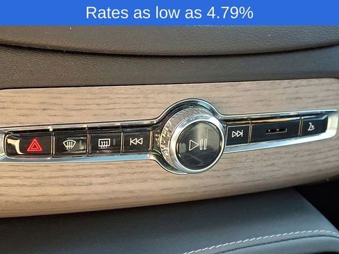 Certified 2023 Volvo XC90 B6 Ultimate w/ Lounge Package image 19