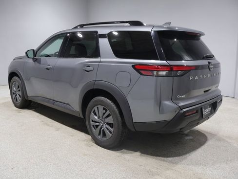 Used 2023 Nissan Pathfinder SV w/ Cargo Package AWD/4WD image 4