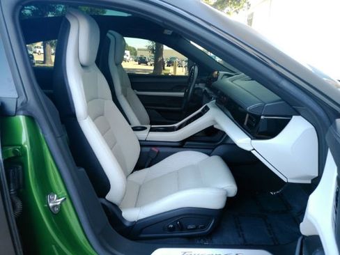 Used 2020 Porsche Taycan 4S AWD/4WD image 22