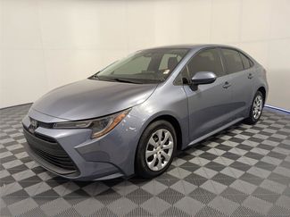 Used 2023 Toyota Corolla LE video 2