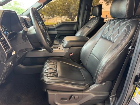 Used 2019 Ford F150 XLT w/ Equipment Group 302A Luxury AWD/4WD image 17