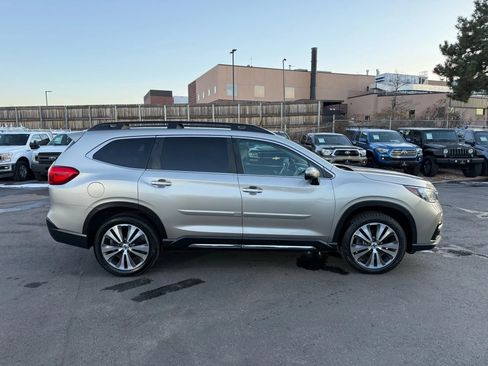 Used 2019 Subaru Ascent Limited image 8