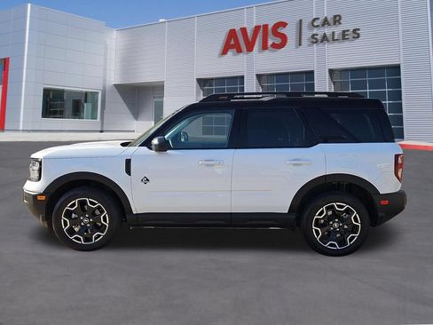 Used 2025 Ford Bronco Sport Outer Banks AWD/4WD image 10