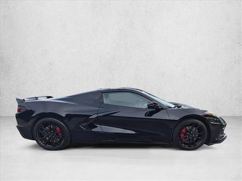 Used 2023 Chevrolet Corvette Stingray Premium Conv w/ Z51 Performance Package RWD image 5