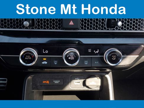 Used 2023 Honda Civic Sport image 27