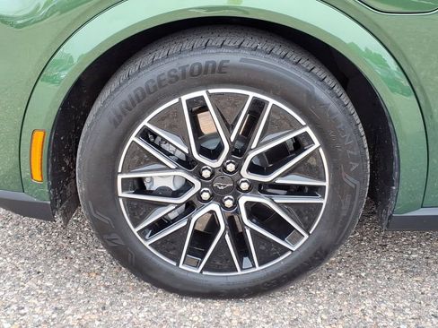 Used 2025 Ford Mustang Mach-E Premium RWD image 8