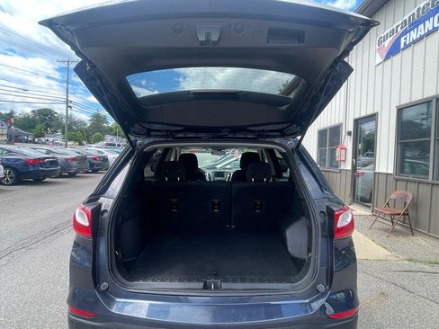 Used 2019 Chevrolet Equinox LS w/ LS Convenience Package AWD/4WD image 8