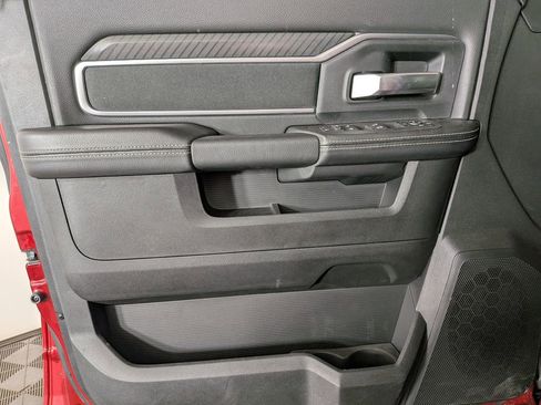 New 2026 RAM 2500 Big Horn AWD/4WD image 13