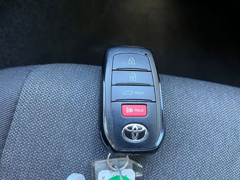 Used 2025 Toyota Camry LE image 22