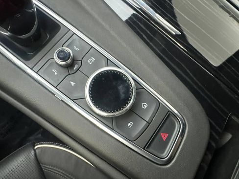 Used 2023 Cadillac Escalade Sport AWD/4WD image 73