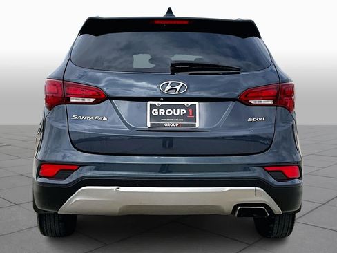 Used 2017 Hyundai Santa Fe Sport image 5