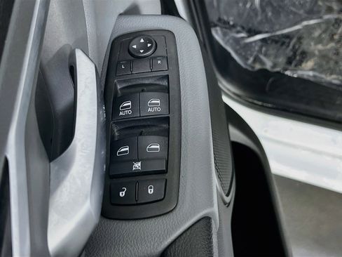 Used 2022 RAM 1500 Big Horn AWD/4WD image 17